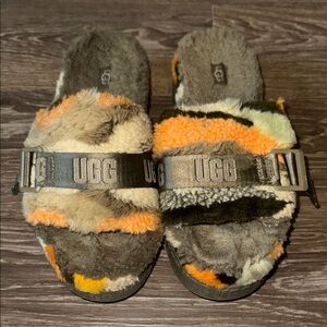 UGG Multicolor Fuzzy Slides